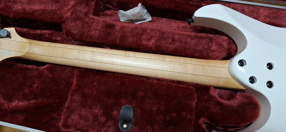 Ibanez RG 2550 MZ - Estado NOS