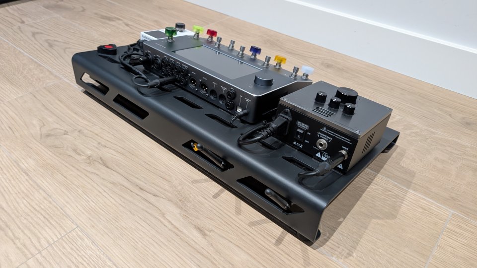 Pedalera Quad Cortex EW-D Power Stage 170 PolyTune 3