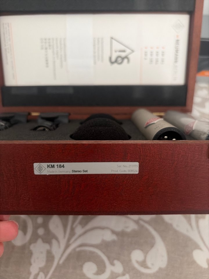 Neumann.Berlin KM 184 Stereo Set de segunda mano · Foto 4 de 4 · Barcelona · 1100 €