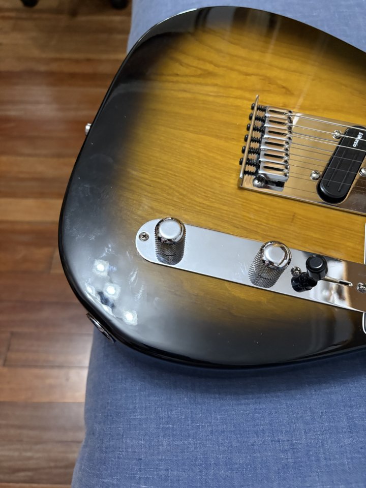 Fender Telecaster American deluxe de segunda mano · Foto 4 de 9 · Bizkaia · 1550 €