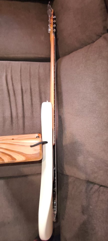 Fender Standard Jazz Bass de segunda mano · Foto 5 de 8 · Madrid · 500 €