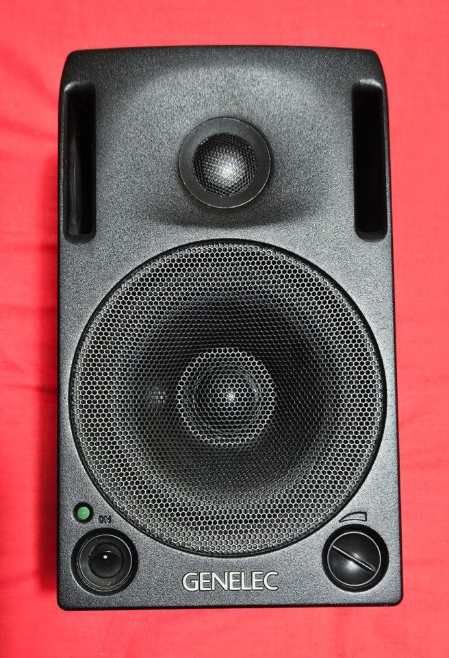 Monitores de estudio Genelec 1029A