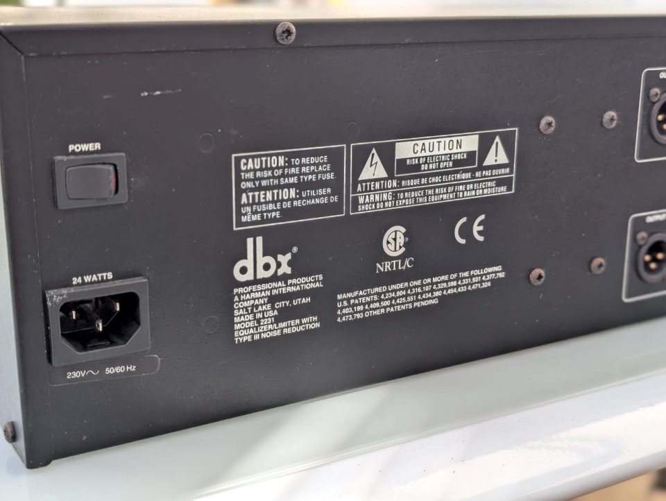 DBX 2231 - Ecualizador gráfico y Limitador