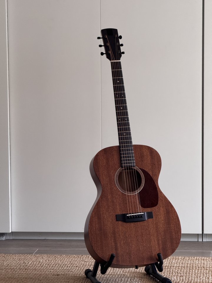 Harley Benton CLA-15M maderas solidas, usada 1 semana