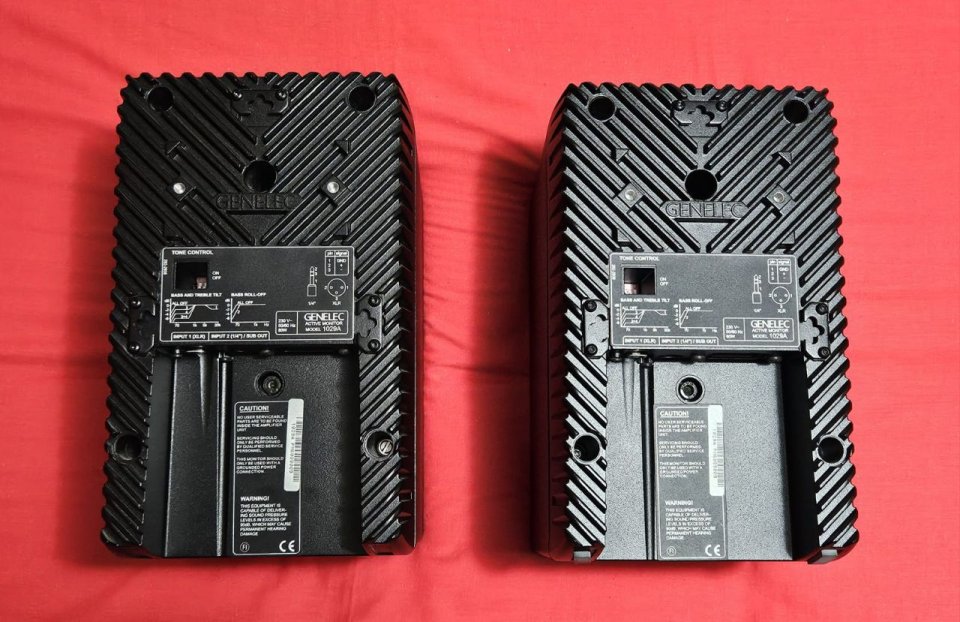 Monitores de estudio Genelec 1029A
