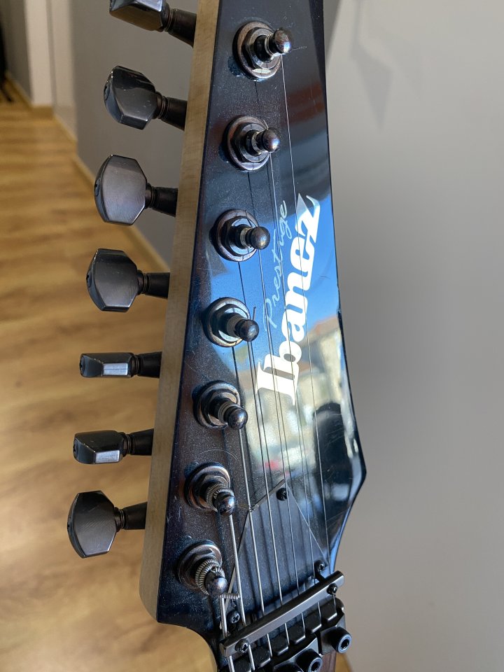 Cambio/Vendo Ibanez RG1527 Prestige, Japan/FujiGen, EMG