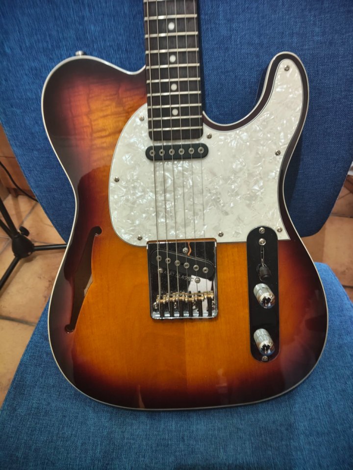 G&L ASAT CLASSIC TRIBUTE SERIES