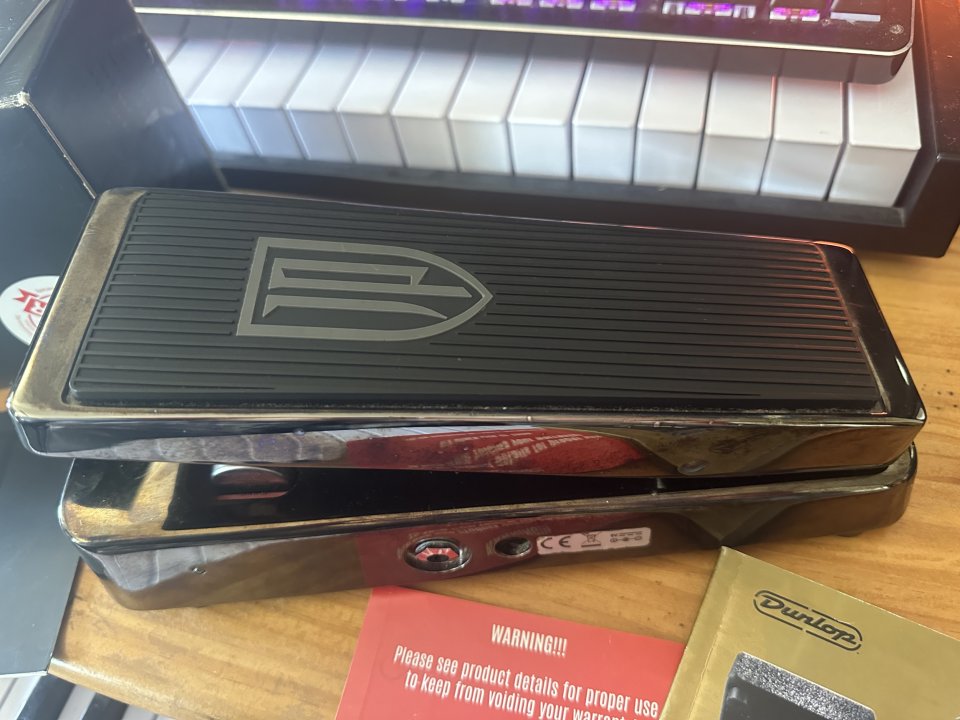 Dunlop Cry Baby JP95 Wah John Petrucci de segunda mano · Foto 5 de 6 · Asturias · 180 €