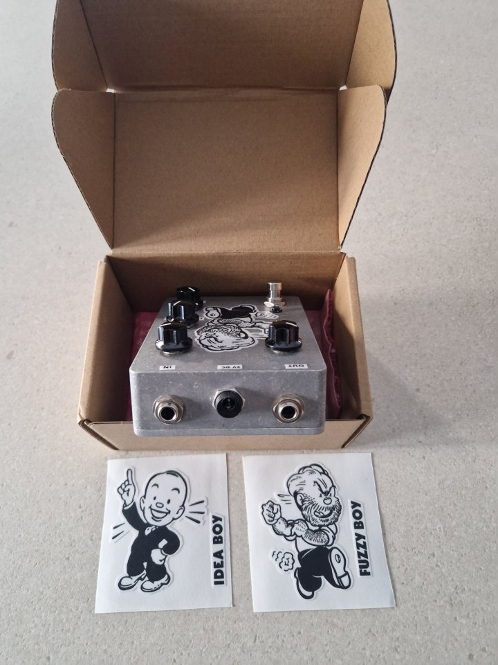 Dirty Boy The Magical Mystery Fuzz de segunda mano · Foto 2 de 4 · Madrid · 320 €