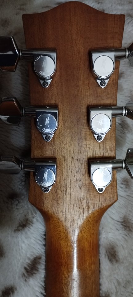 Acústica MATON EM325C