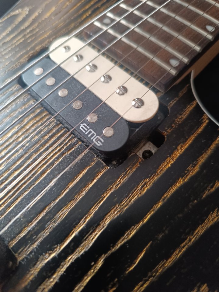 Cort KX300 EMG'S Retroactivas