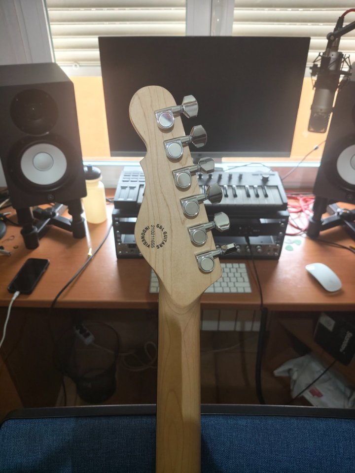 G&L ASAT CLASSIC TRIBUTE SERIES