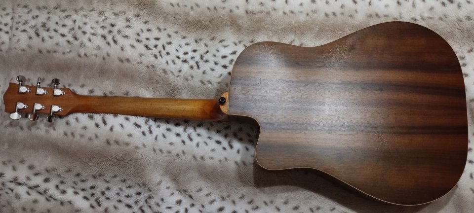 Acústica MATON EM325C