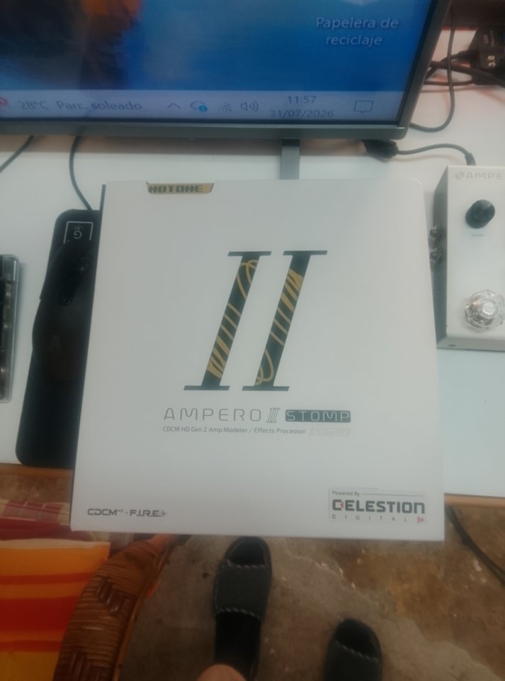 hotone ampero ll stomp nuevo con un swich de regalo de segunda mano · Foto 2 de 3 · Barcelona · 270 €