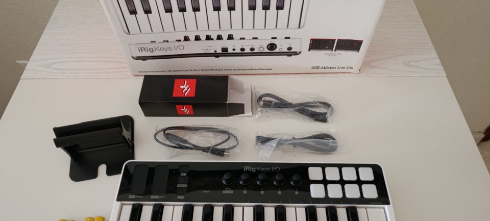 IRIG KEYS I/O 25 de segunda mano · Foto 3 de 4 · Sevilla · 130 €
