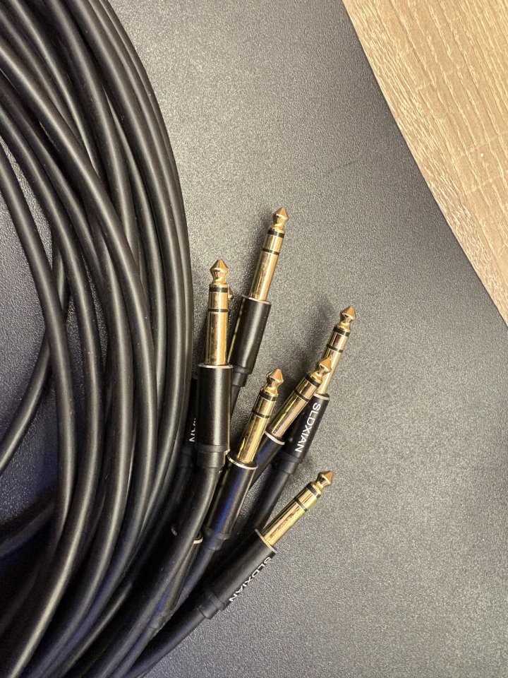 8 cables TRS-XLR Macho 2m