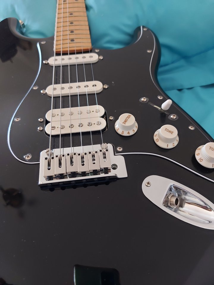 Fender Player II Modified de segunda mano · Foto 3 de 7 · Madrid · 850 €