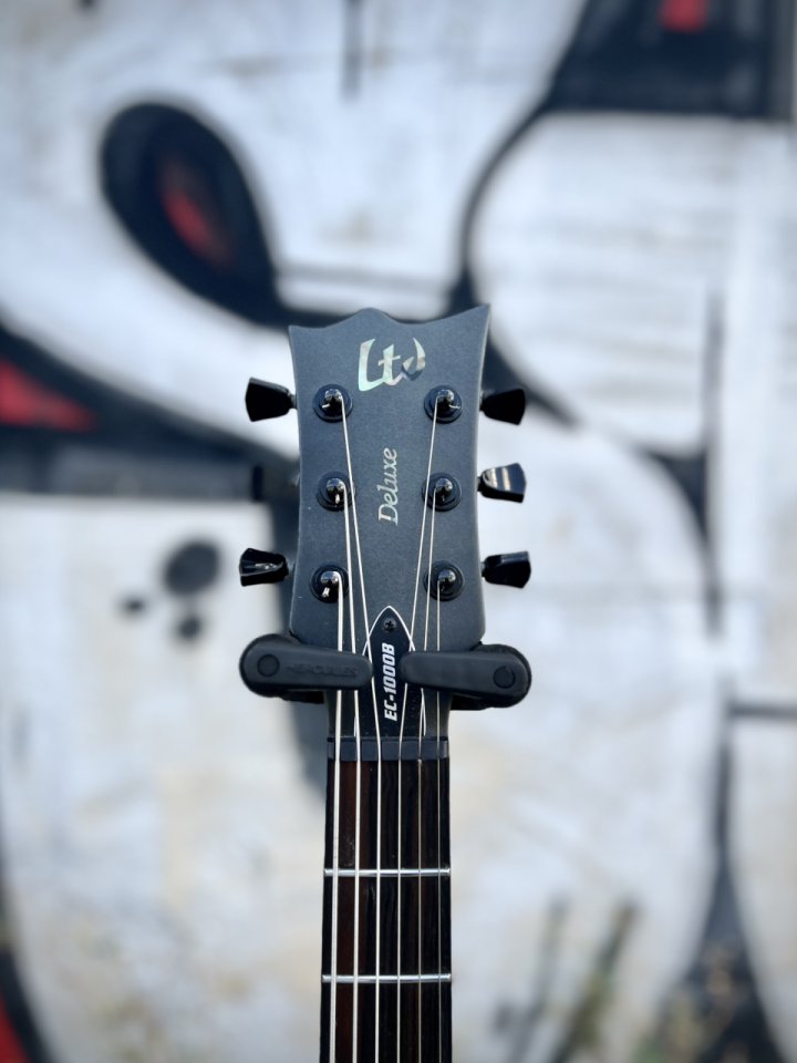 ESP LTD EC-1000 Baritone CHMS Guitarra de segunda mano · Foto 4 de 9 · Araba · 1199 €