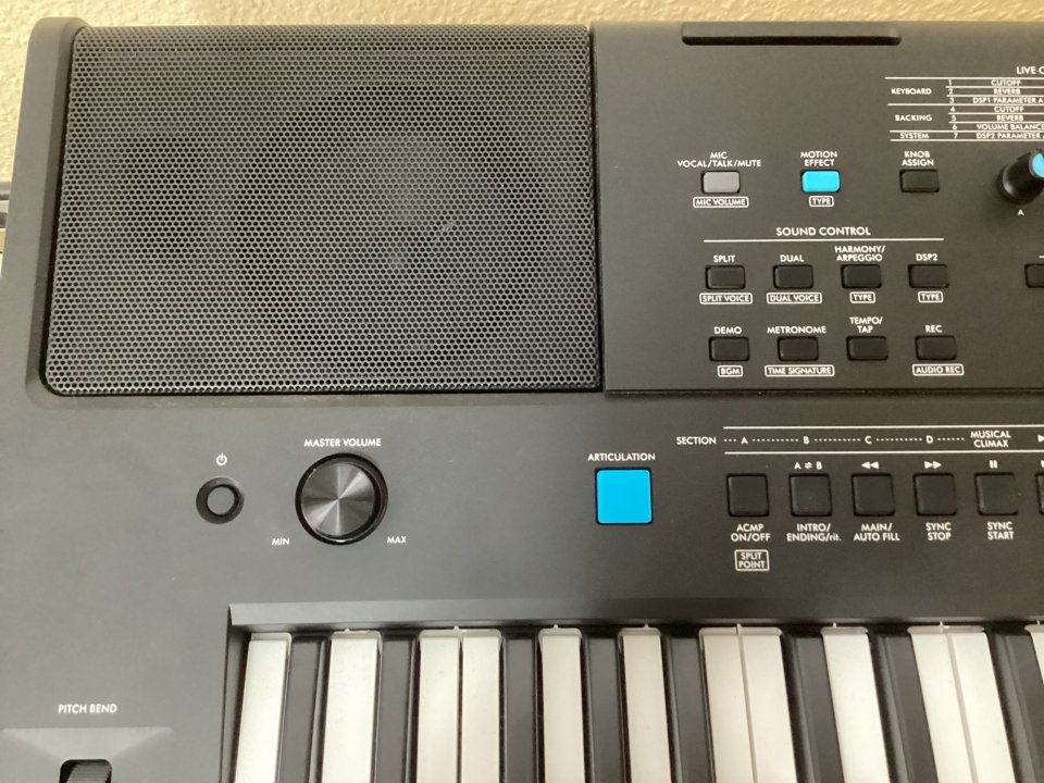 Teclado Yamaha PSR-E473