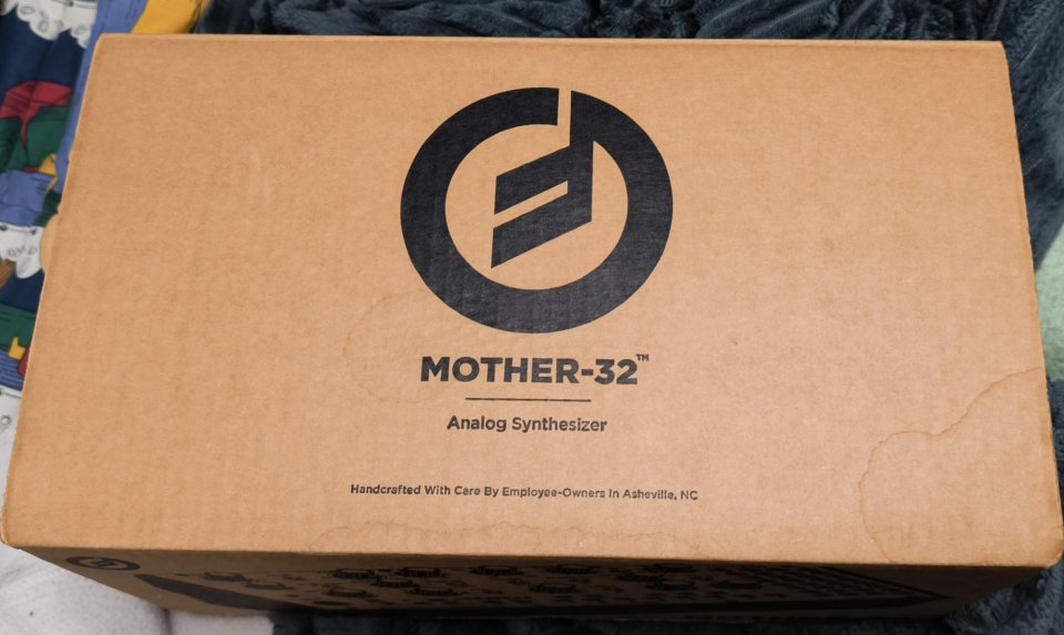 Moog Mother-32
