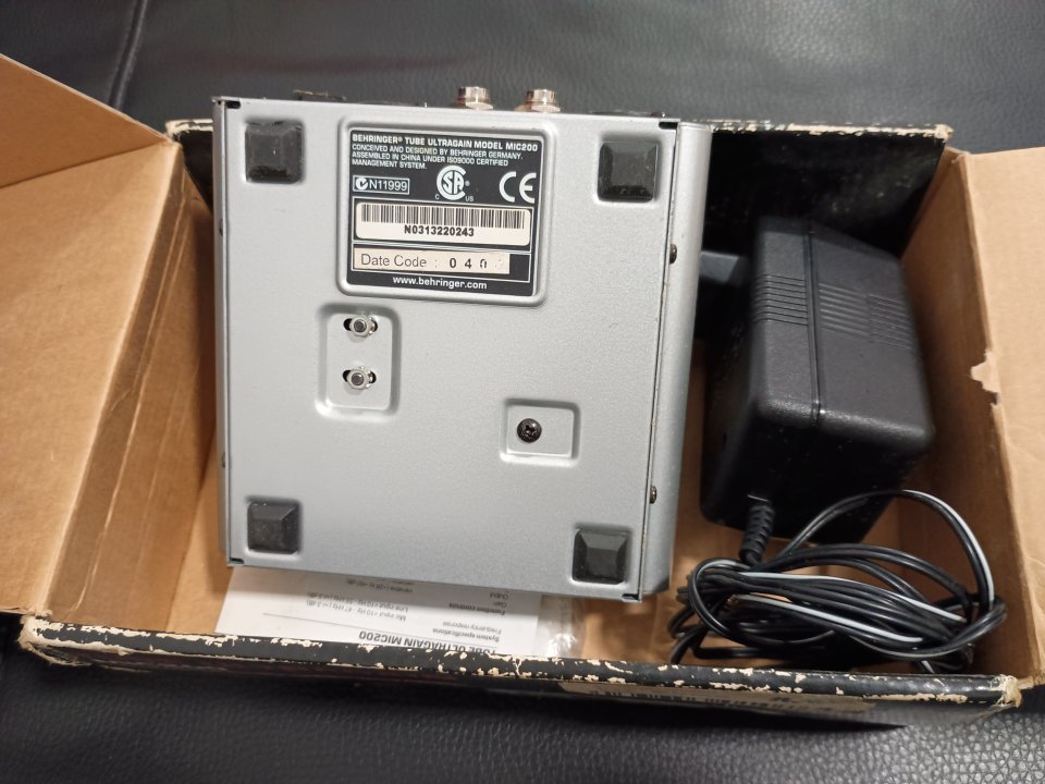 Behringer MIC200 de segunda mano · Foto 2 de 4 · Málaga · 30 €