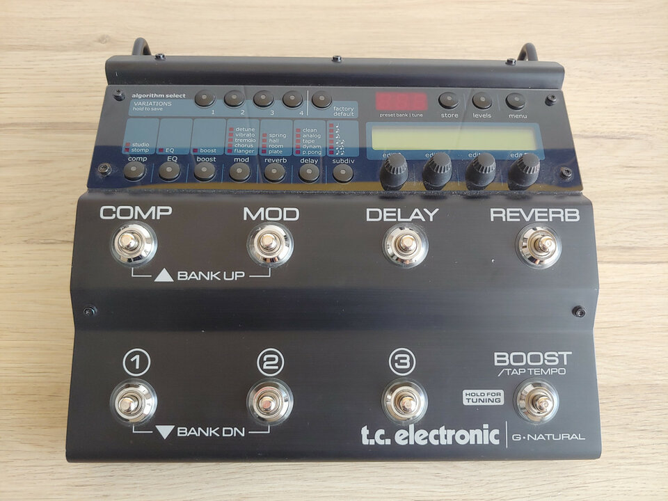 TC Electronic G-Natural : Preamp / FX guitarra acústica