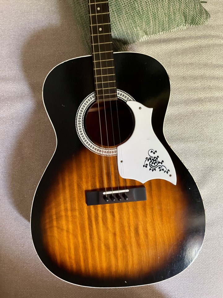 Guitarra tenor Harmony Stella años 50-60’s