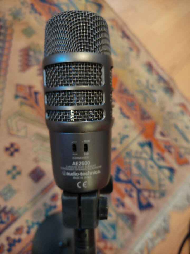 Microfono Audio Technica AE2500 Dual Condensador + dinámico