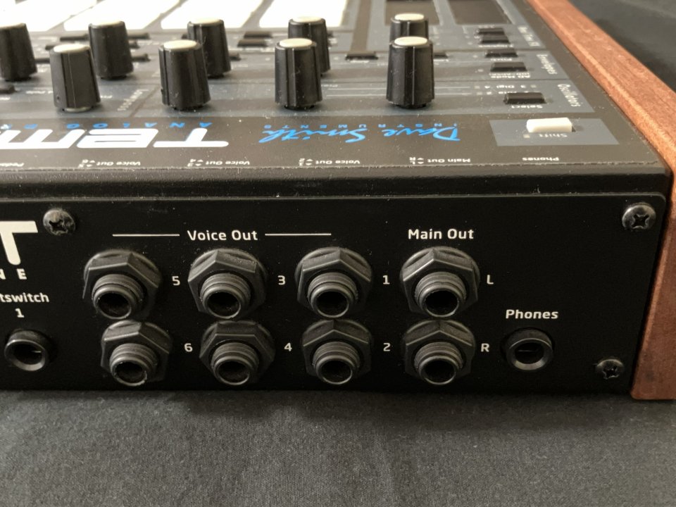 Dave Smith Instruments Tempest – Caja de ritmos y sintetizador analógico de segunda mano · Foto 4 de 8 · Alicante · 1299 €