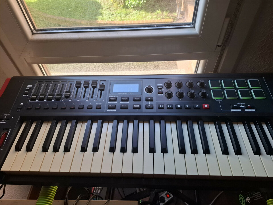 Novation Impulse 49