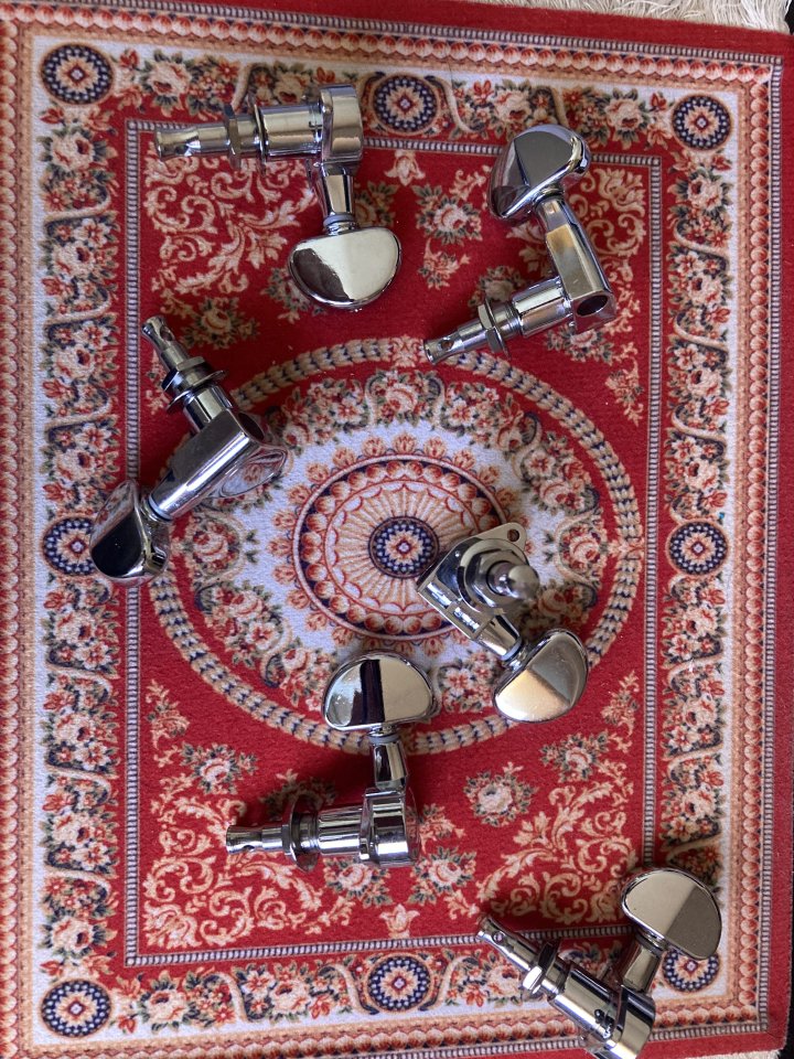 Clavijeros Stagg nuevos