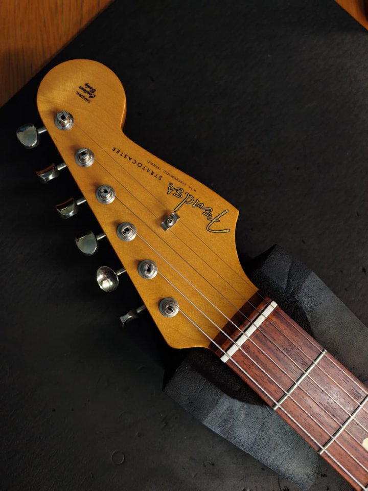 Fender Classic Series 60s Strat de segunda mano · Foto 7 de 8 · Pontevedra · 890 €