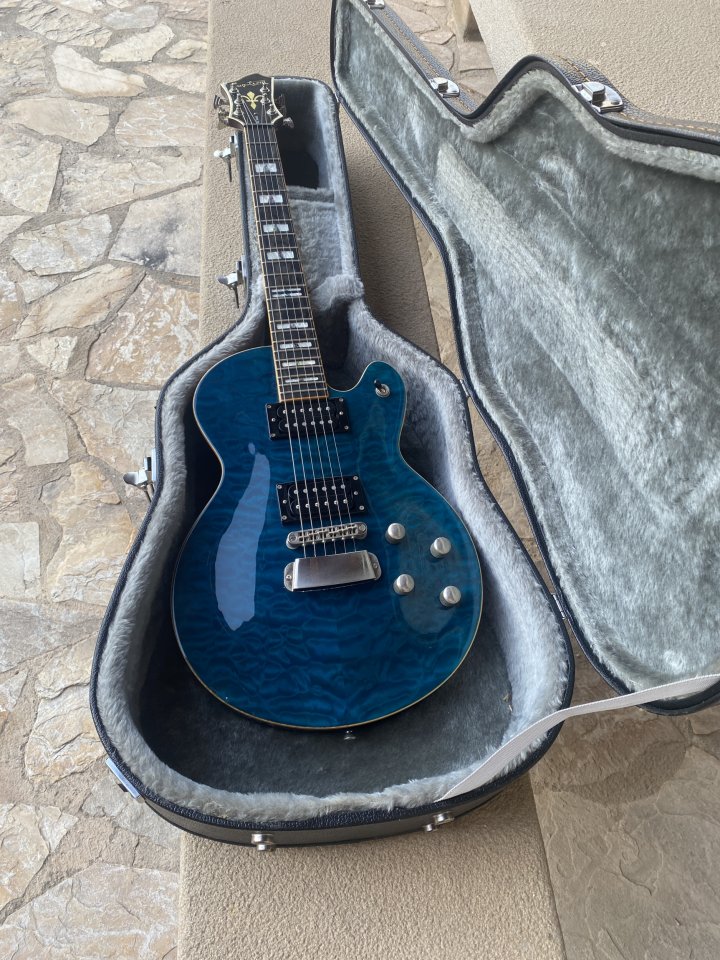 Hagstrom Swede Select I (2007) Blue Burst – Excelente estado de segunda mano · Foto 1 de 8 · Barcelona