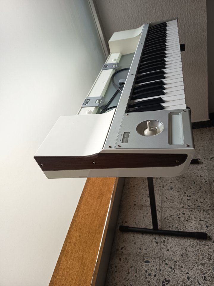 Teclado Korg M3 61 ( Sin módulo M3M) de segunda mano · Foto 3 de 5 · Barcelona · 350 €
