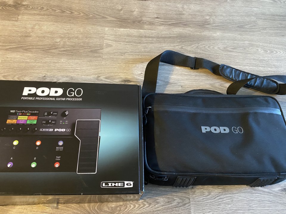 Line 6 PodGo + funda de transporte + caja original de segunda mano · Foto 4 de 6 · Barcelona · 290 €