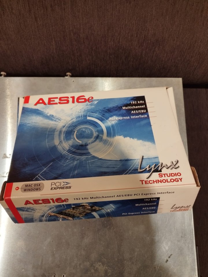Lynx AES16e Tarjeta PCIe con AES/EBU