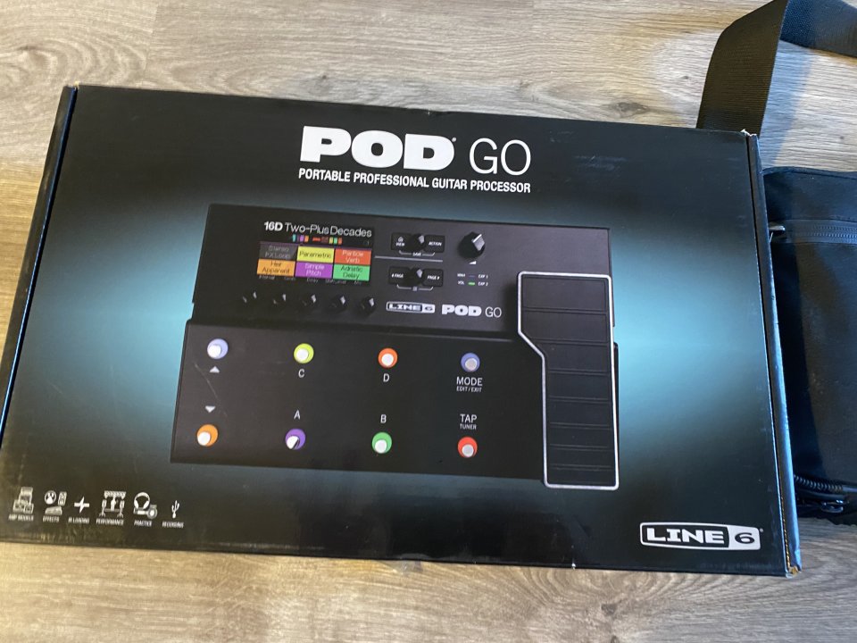 Line 6 PodGo + funda de transporte + caja original de segunda mano · Foto 5 de 6 · Barcelona · 290 €