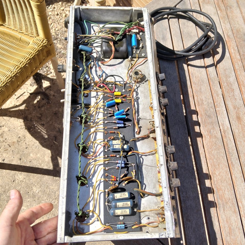 Fender Bassman "Drip Edge" de 1968 de segunda mano · Foto 8 de 8 · Illes Balears · 1500 €