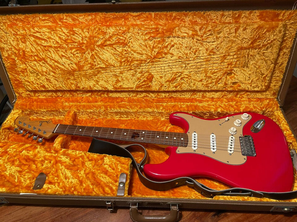 Fender Stratocaster Mark Knopfler Signature (2003) – con mejoras