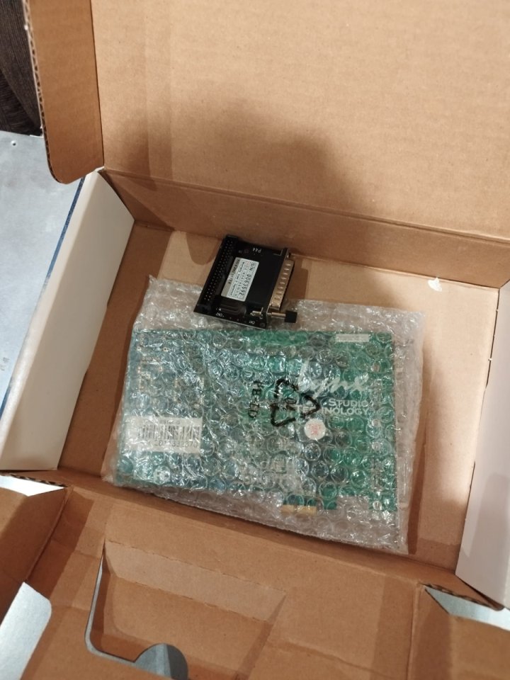 Lynx AES16e Tarjeta PCIe con AES/EBU