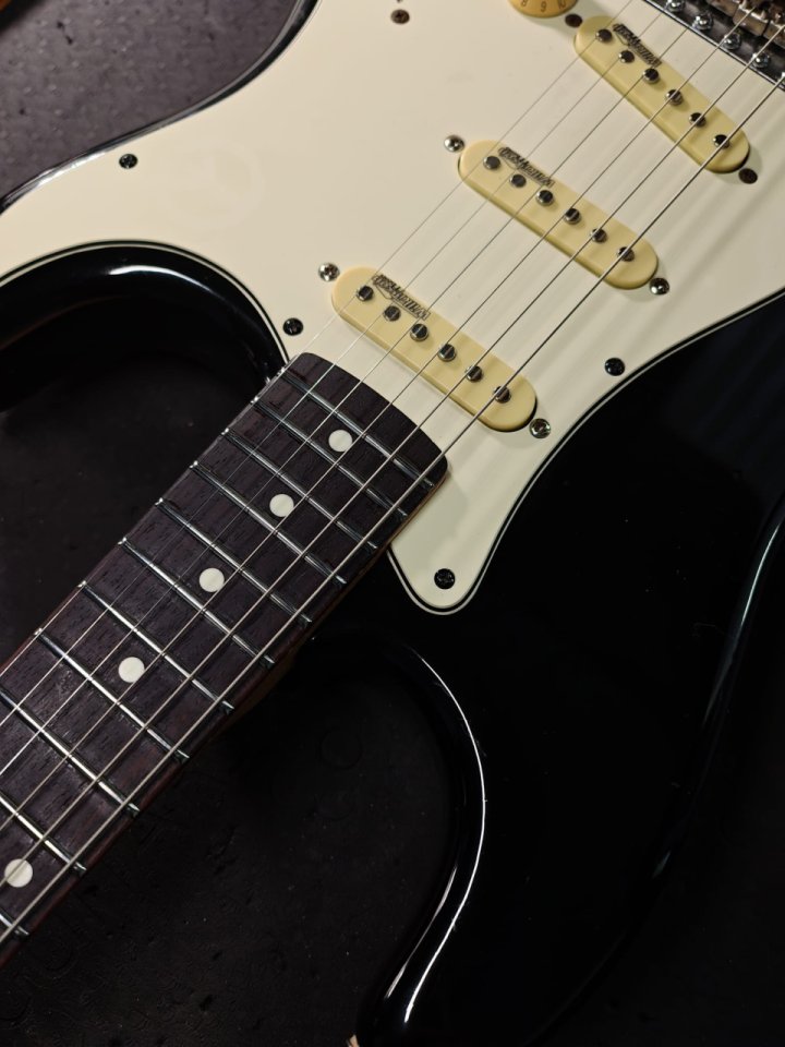 Squier MIJ Series E 80s - Japón (Fujigen) de segunda mano · Foto 2 de 6 · Pontevedra · 350 €