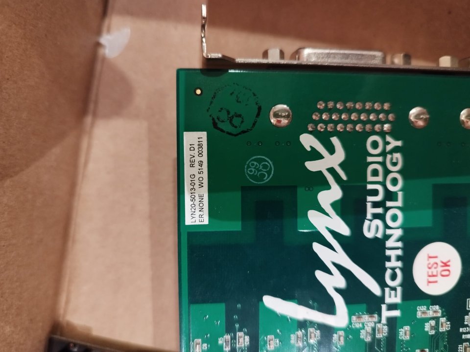 Lynx AES16e Tarjeta PCIe con AES/EBU