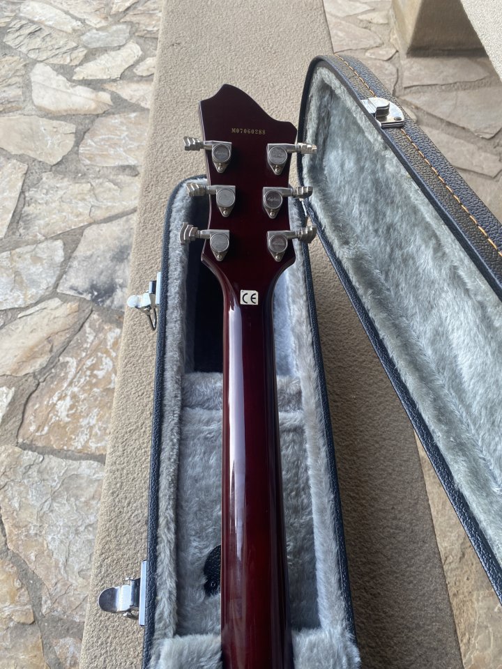 Hagstrom Swede Select I (2007) Blue Burst – Excelente estado de segunda mano · Foto 7 de 8 · Barcelona