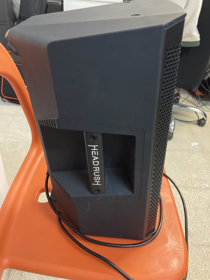 Headrush FRFR 108 mk1