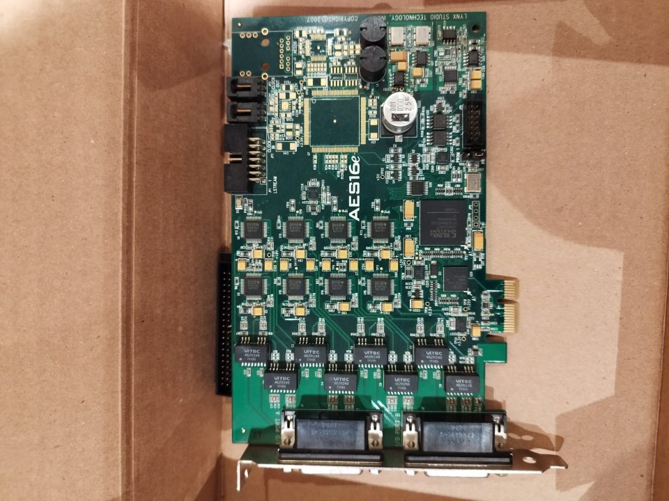 Lynx AES16e Tarjeta PCIe con AES/EBU