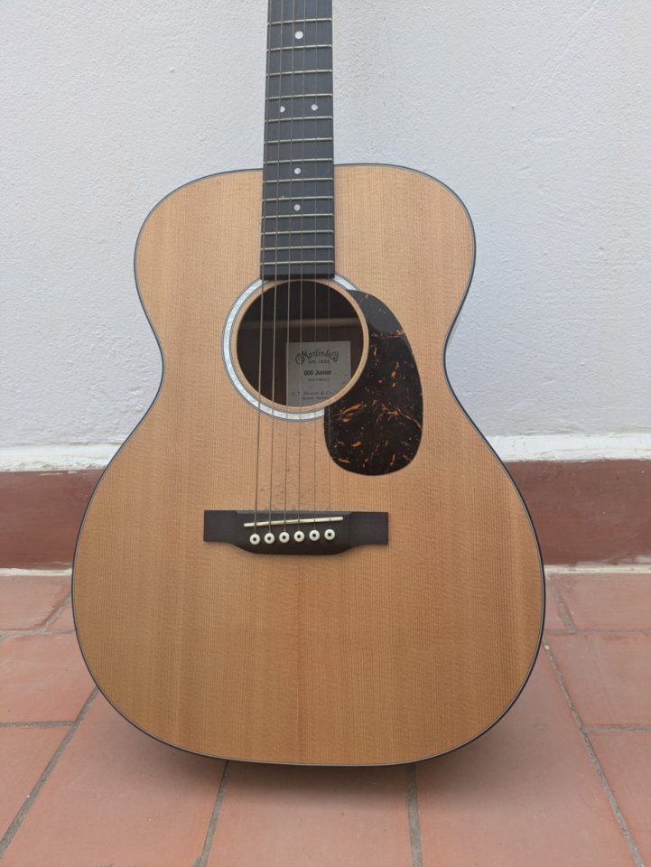 Martin 000 Junior de segunda mano · Foto 1 de 4 · Sevilla · 500 €