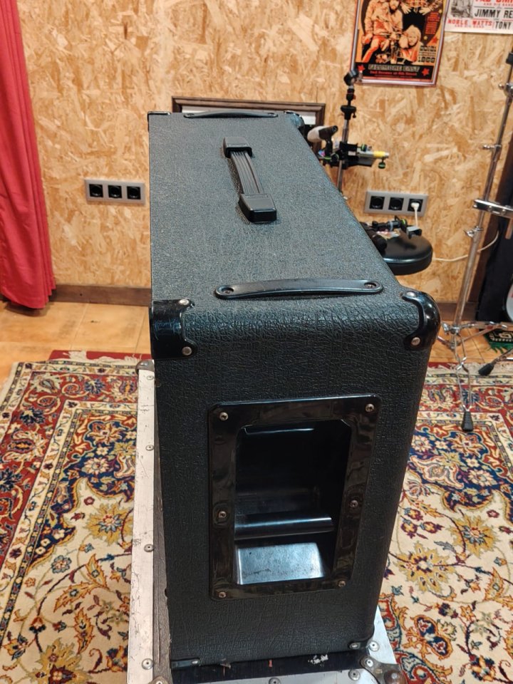 Vendo Marshall JCM 900 + flight case de segunda mano · Foto 7 de 9 · Cantabria · 600 €