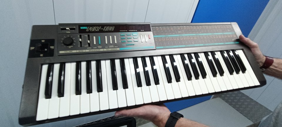 KORG - POLY-800 de segunda mano · Foto 7 de 10 · Pontevedra · 1000 €