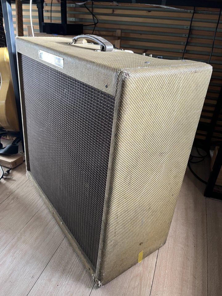 Fender Bassman 59 Reissue de los 90's modificado a vintage 5f6a