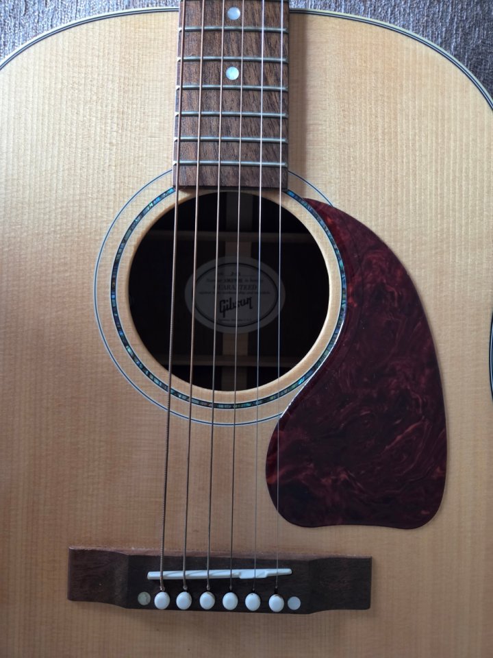 Gibson J-15. Antique Natural. Made in USA. de segunda mano · Foto 3 de 10 · Cádiz · 1100 €